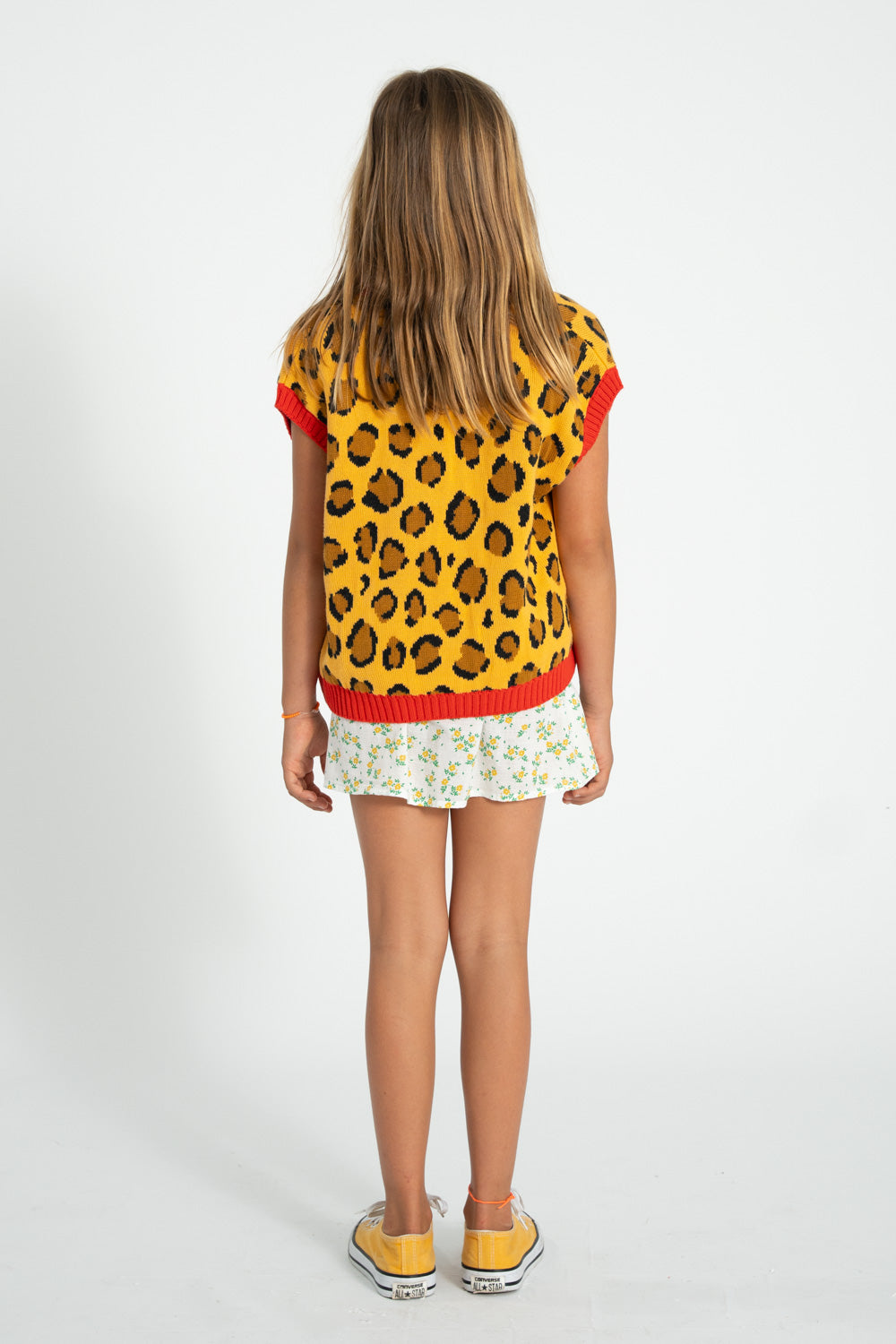 https://cdn.shopify.com/s/files/1/0279/9075/3355/files/Piupiuchick_Lookbook_SS26-187.jpg?v=1764772738