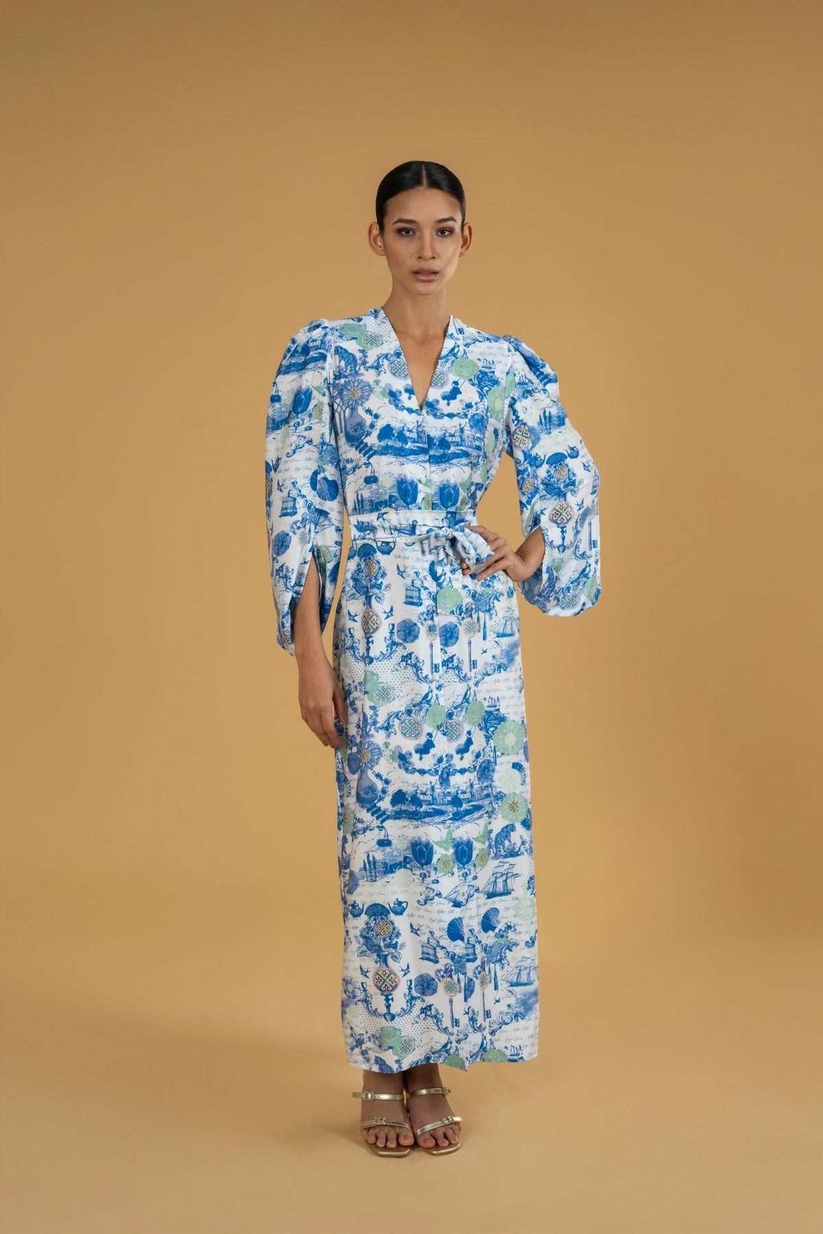 Curtia Lace Dress l |فستان Curtia Lace - Maison Clad