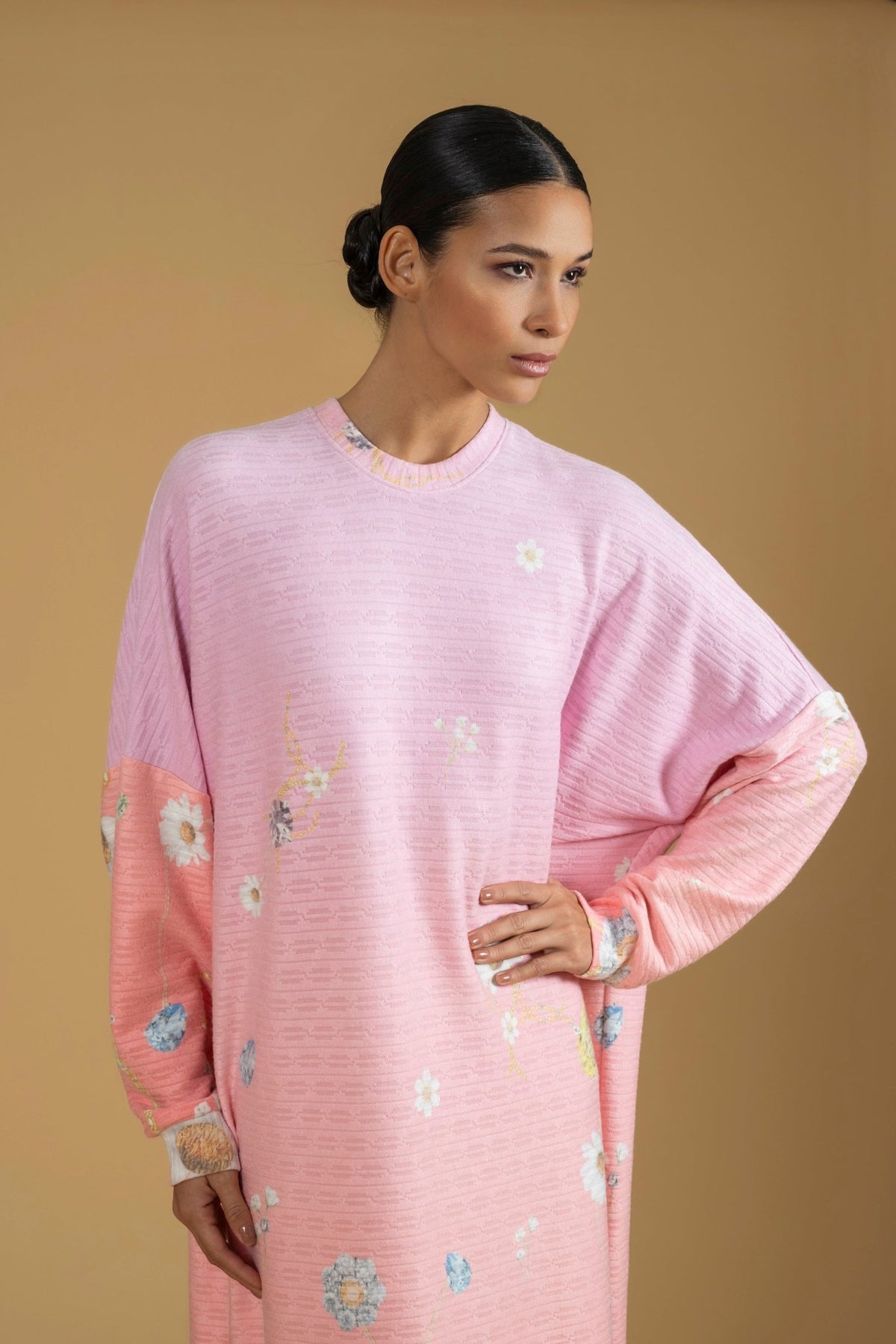 Daisy Knitwear Sweater Dress l |فستان Daisy Knitwear Sweater - Maison Clad