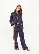 EZRA NOVA FLARE PANT| سروال EZRA NOVA FLARE PANT - Maison Clad