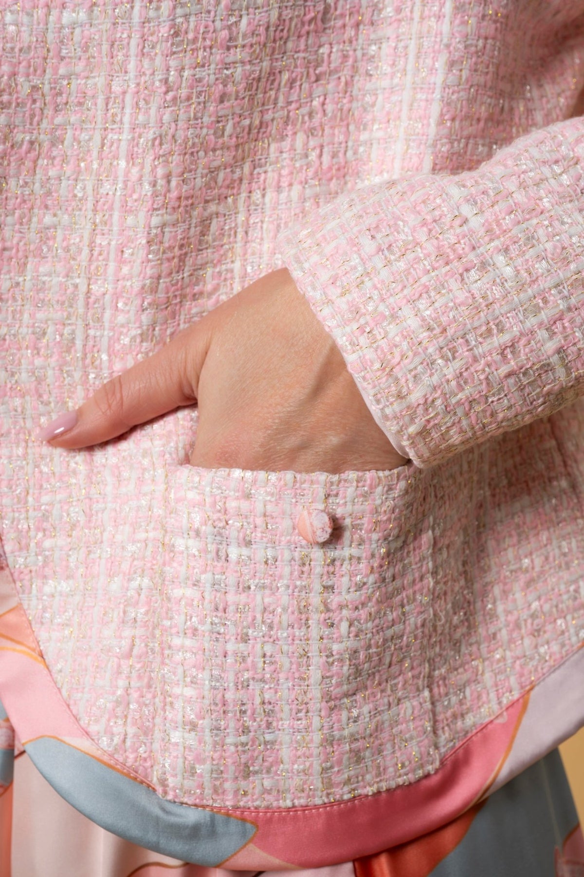 Jacket Tweed Alif Pink |سترة Tweed Alif Pink - Maison Clad