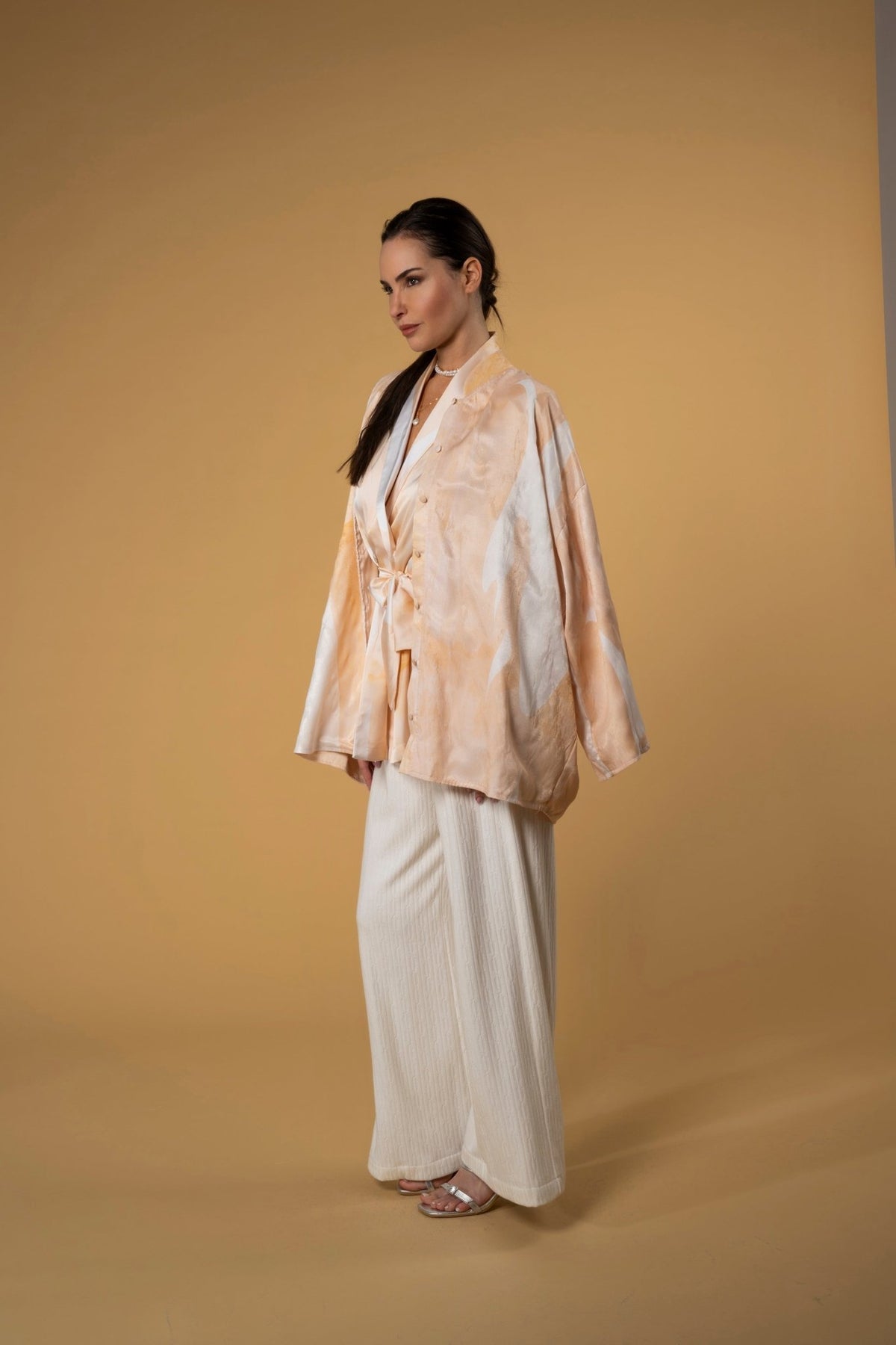 Jacket Velvety Army Sand | بلوزة نسائية Velvety Velvety Army Sand - Maison Clad