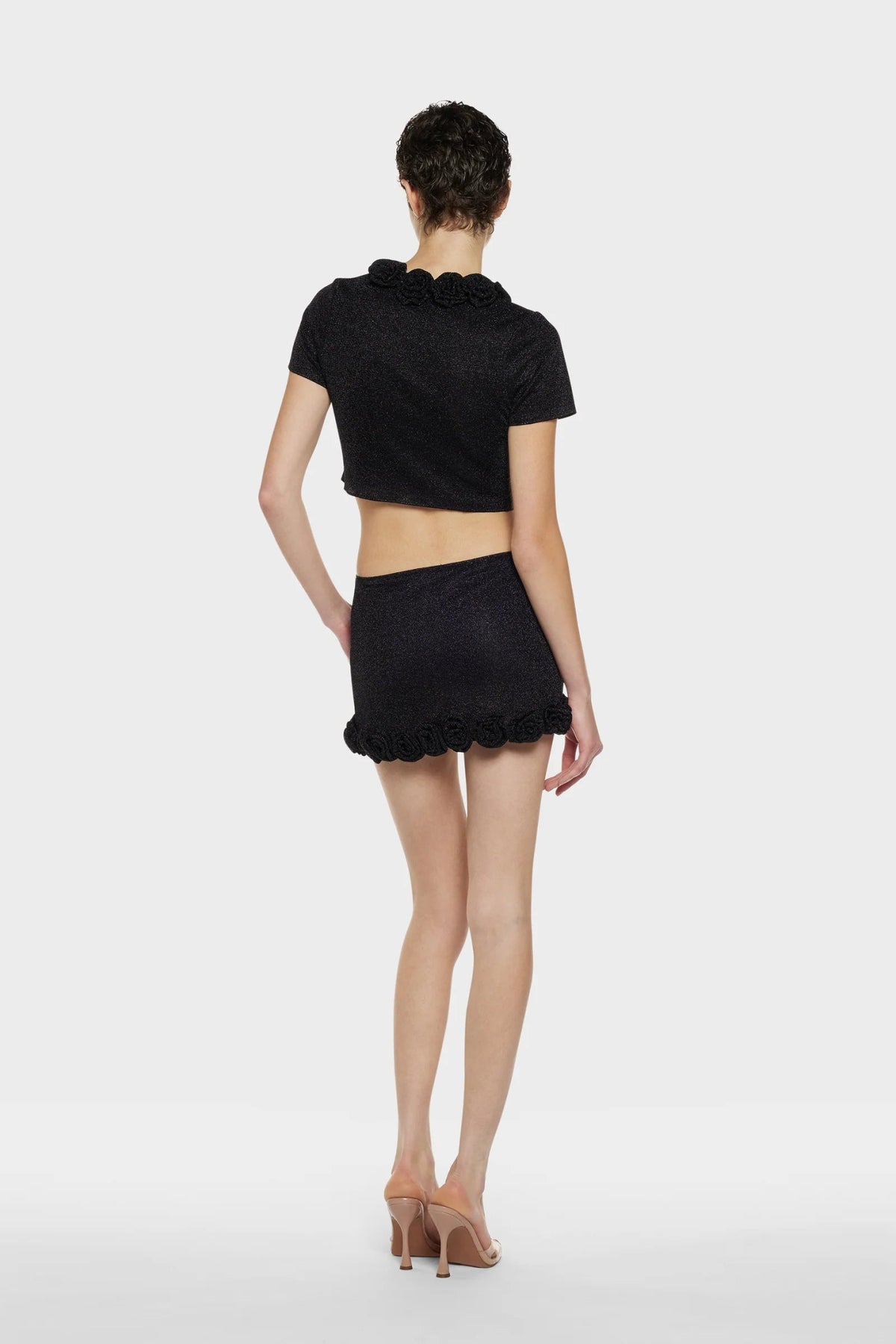 LUMIERE CROP SHIRT Black ROSES | قميص علوي نسائي - Maison Clad