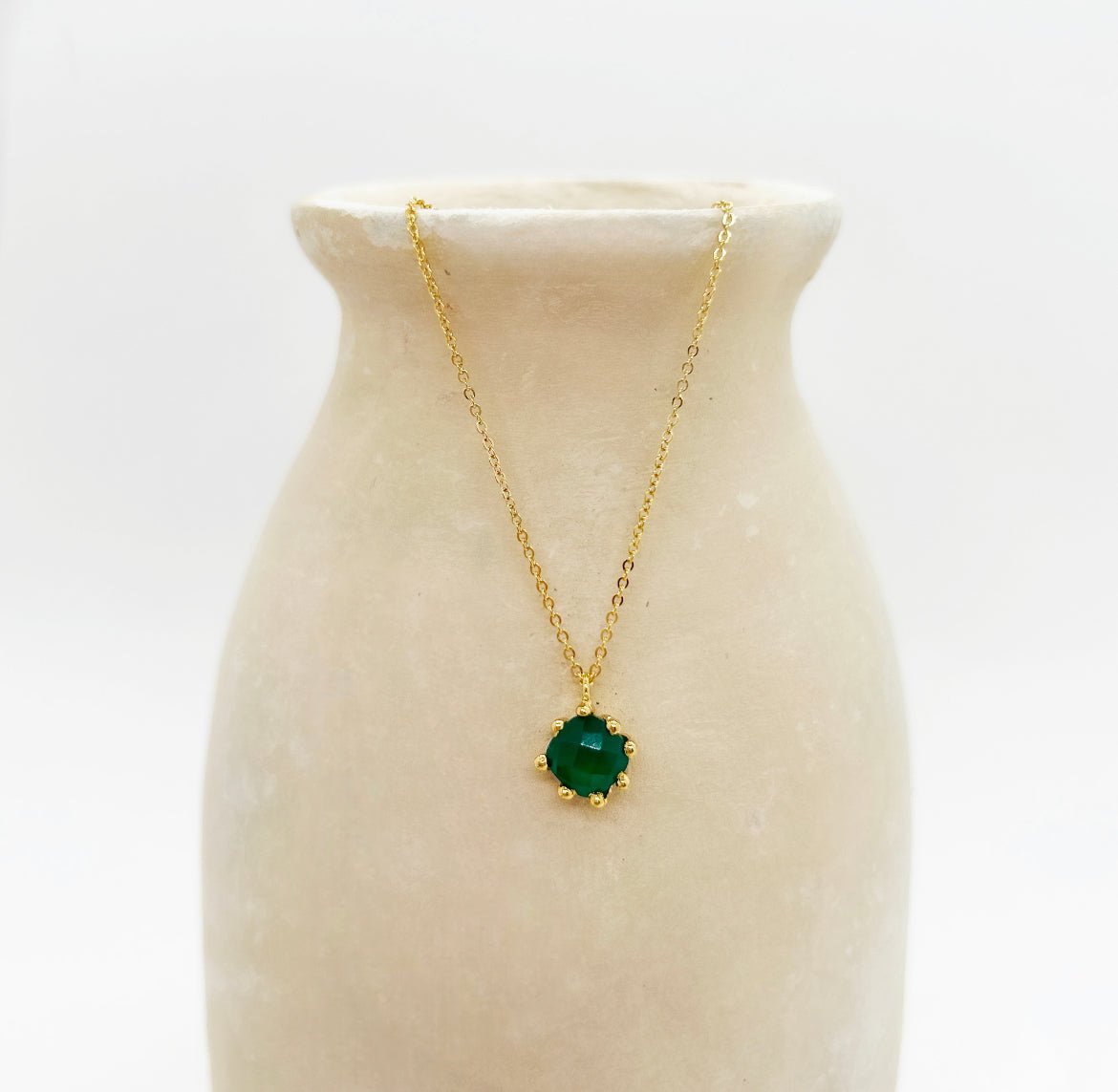 Necklace Piedra | قلادة - Maison Clad