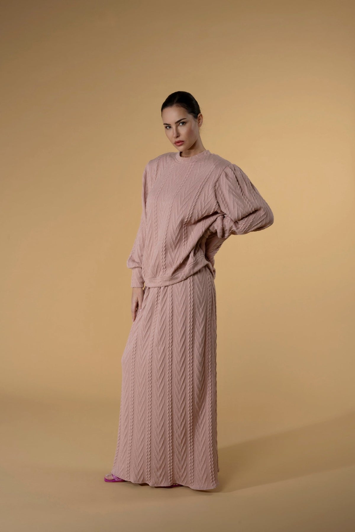 Skirt Slitty Knit Pink Blush |تنورة Slitty Pink Blush - Maison Clad