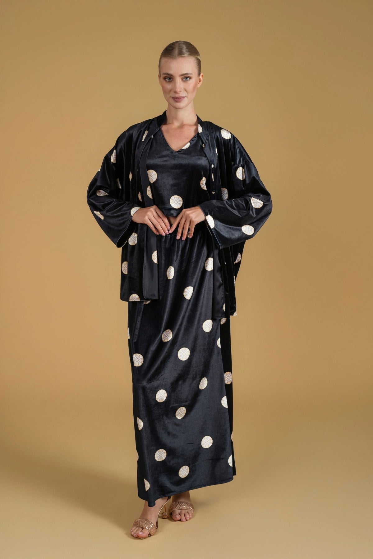 Skirt Velvety lace |تنورةVelvety Lace - Maison Clad