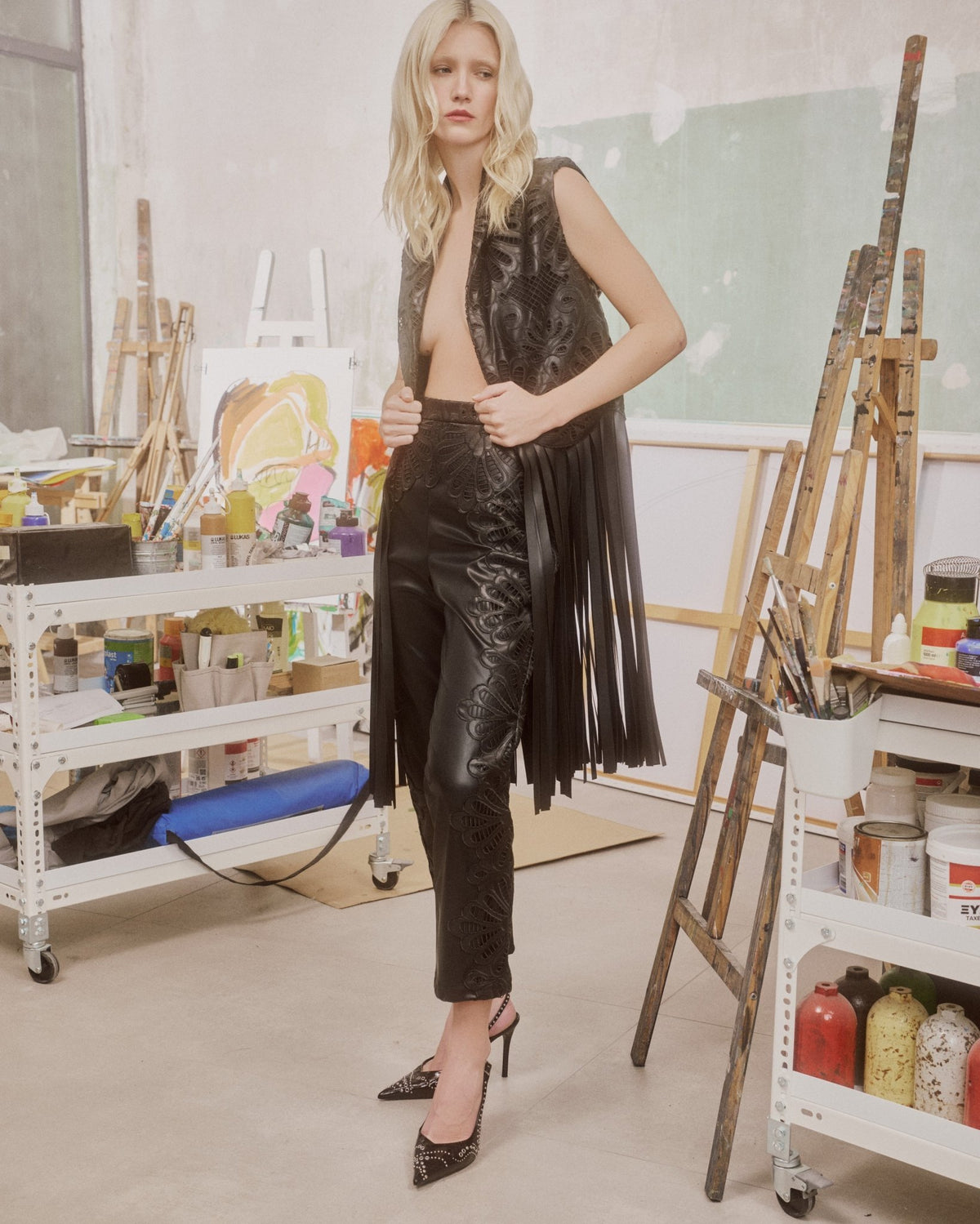 Top Callisto Vest Iaera Black | أعلى النساء - Maison Clad