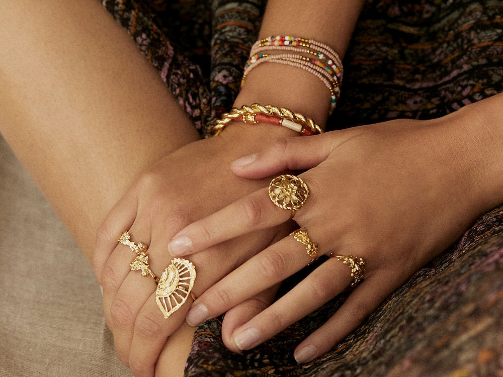 Ring Pesa - Pesa خاتم
