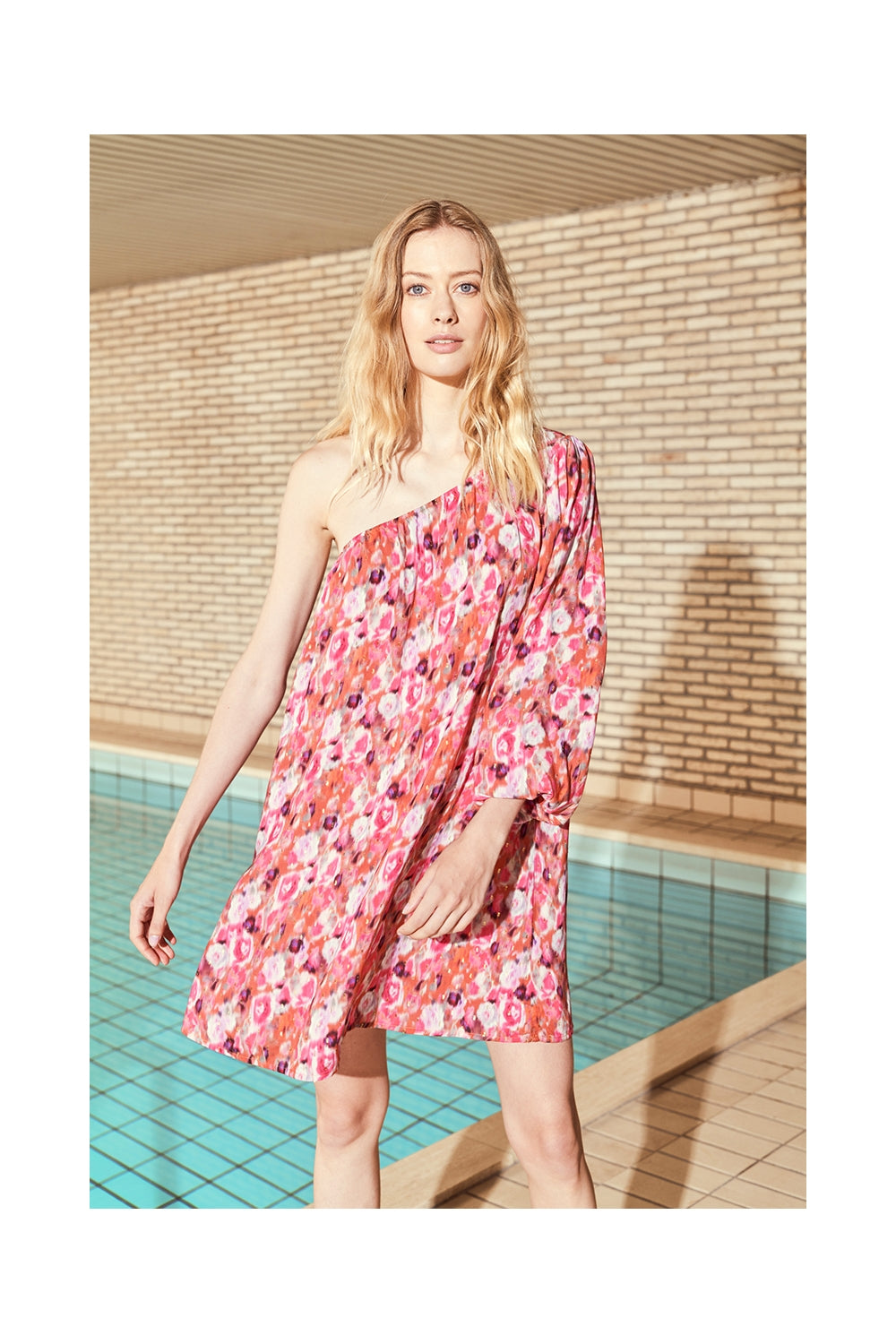 Short Asymetric Dress Luxury Flou - Short Asymetric Luxury Flou فستان