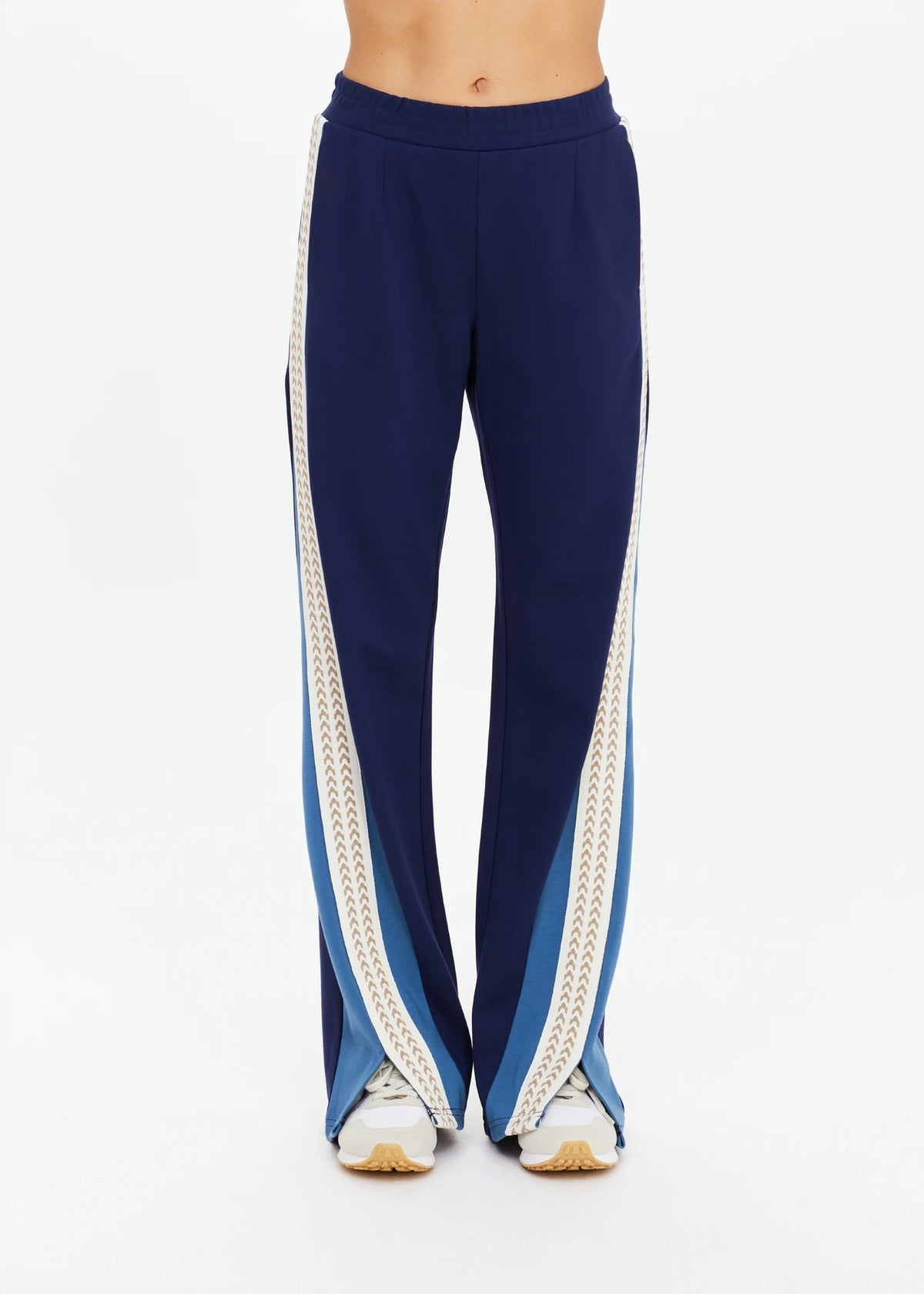PETRA FLARE PANT | سروال PETRA