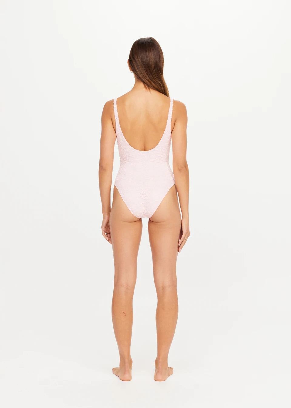 POINTE LACE SCOOP BODYSUIT | بلوزة ضيقة POINTE LACE