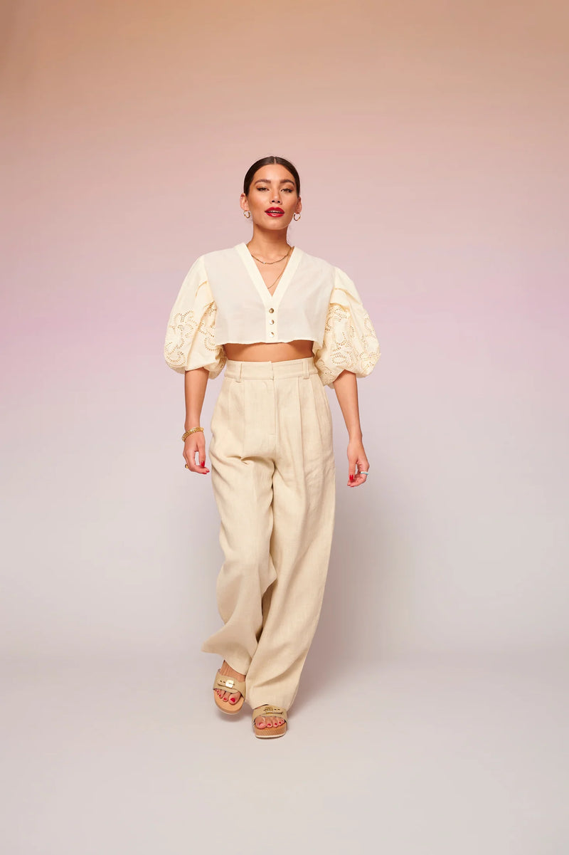 Rea Shirt Ivory | بلوزة نسائية
