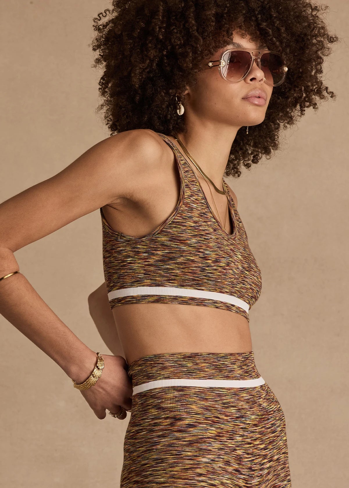 SEAMLESS DAISY BRA | بلوزة DAISY