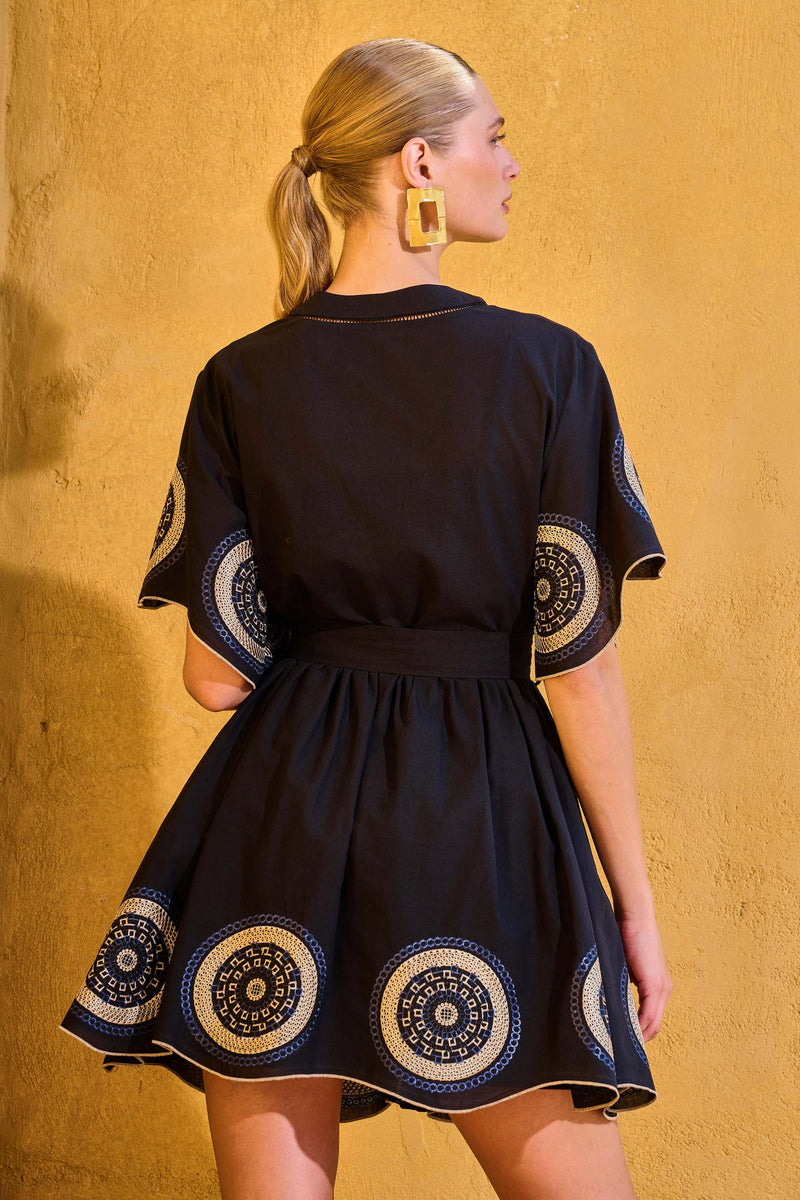 Rounded Embroidery Short Dress GAIA Black | فستان نسائي