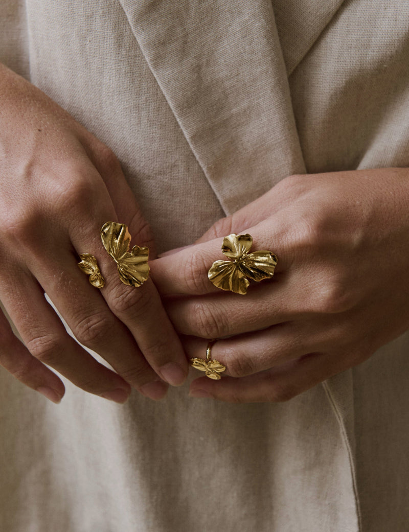 Elegant 24K Recycled Gold Dysis Ring – Paris Handcrafted Beauty