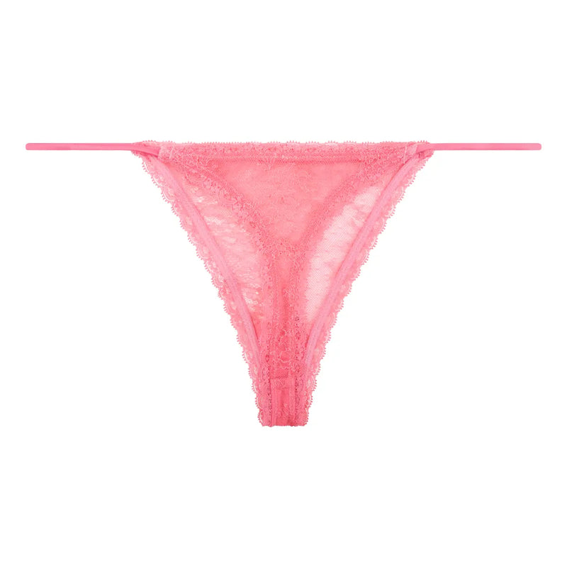 Roomie Pink Thong | الملابس الداخلية الدانتيل