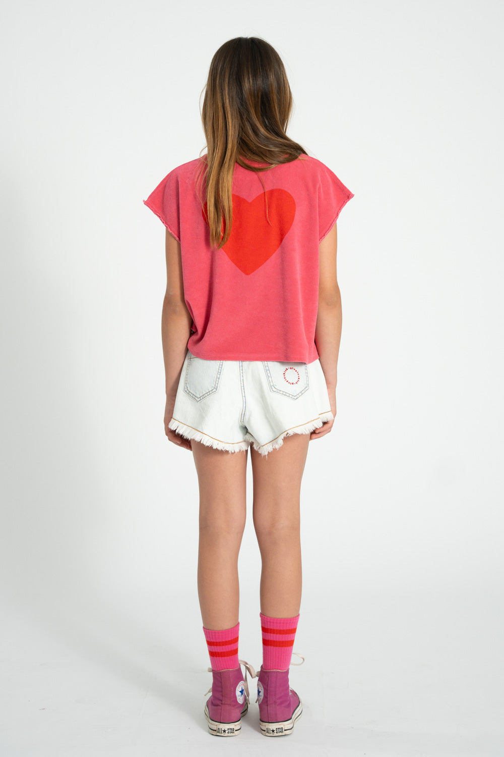 https://cdn.shopify.com/s/files/1/0279/9075/3355/files/Piupiuchick_Lookbook_SS26-083.jpg?v=1764847402