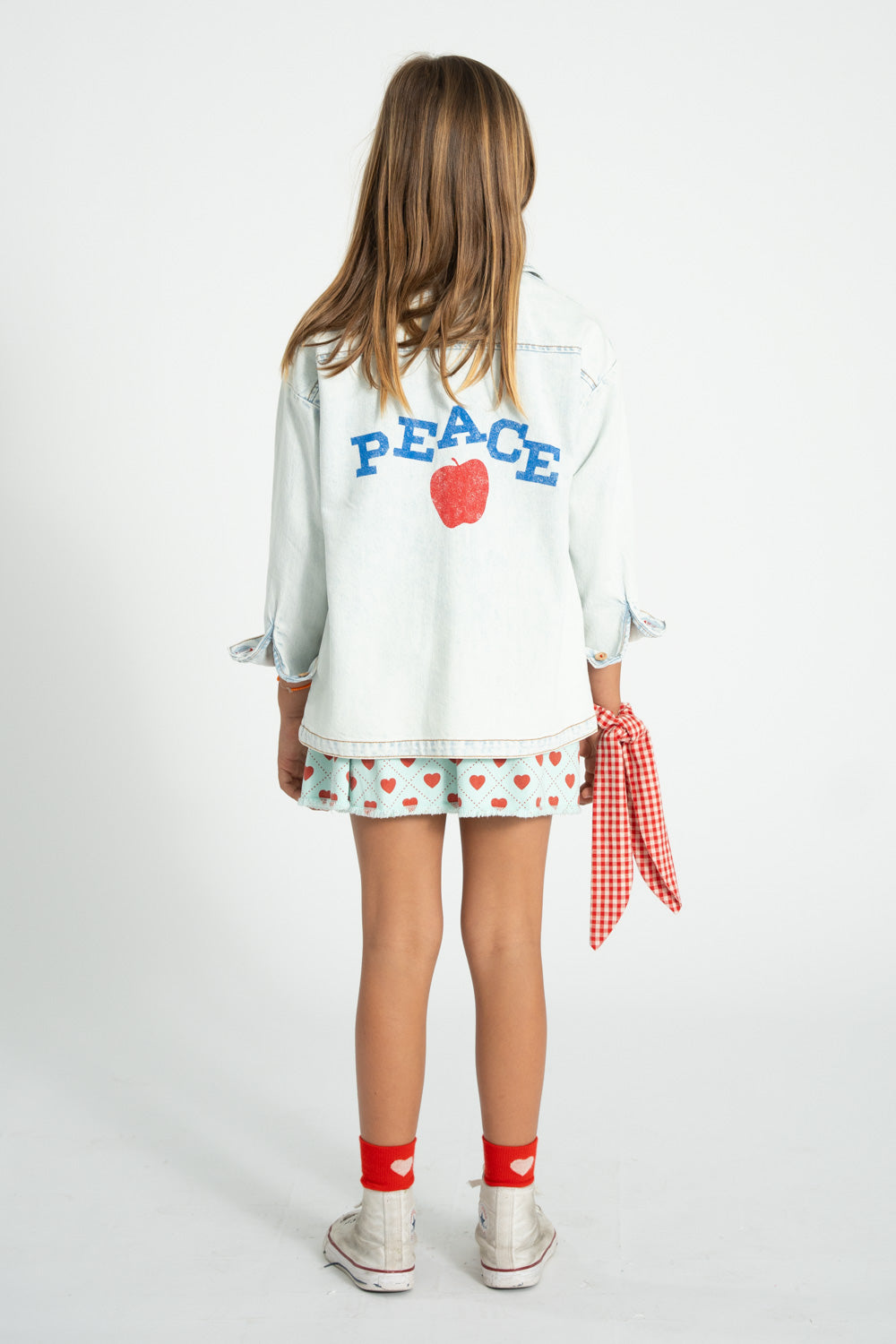 https://cdn.shopify.com/s/files/1/0279/9075/3355/files/Piupiuchick_Lookbook_SS26-122.jpg?v=1764777671
