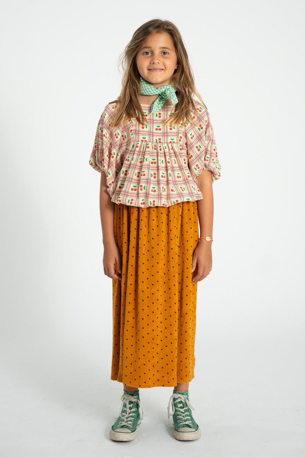 https://cdn.shopify.com/s/files/1/0279/9075/3355/files/Piupiuchick_Lookbook_SS26-219.jpg?v=1764769108