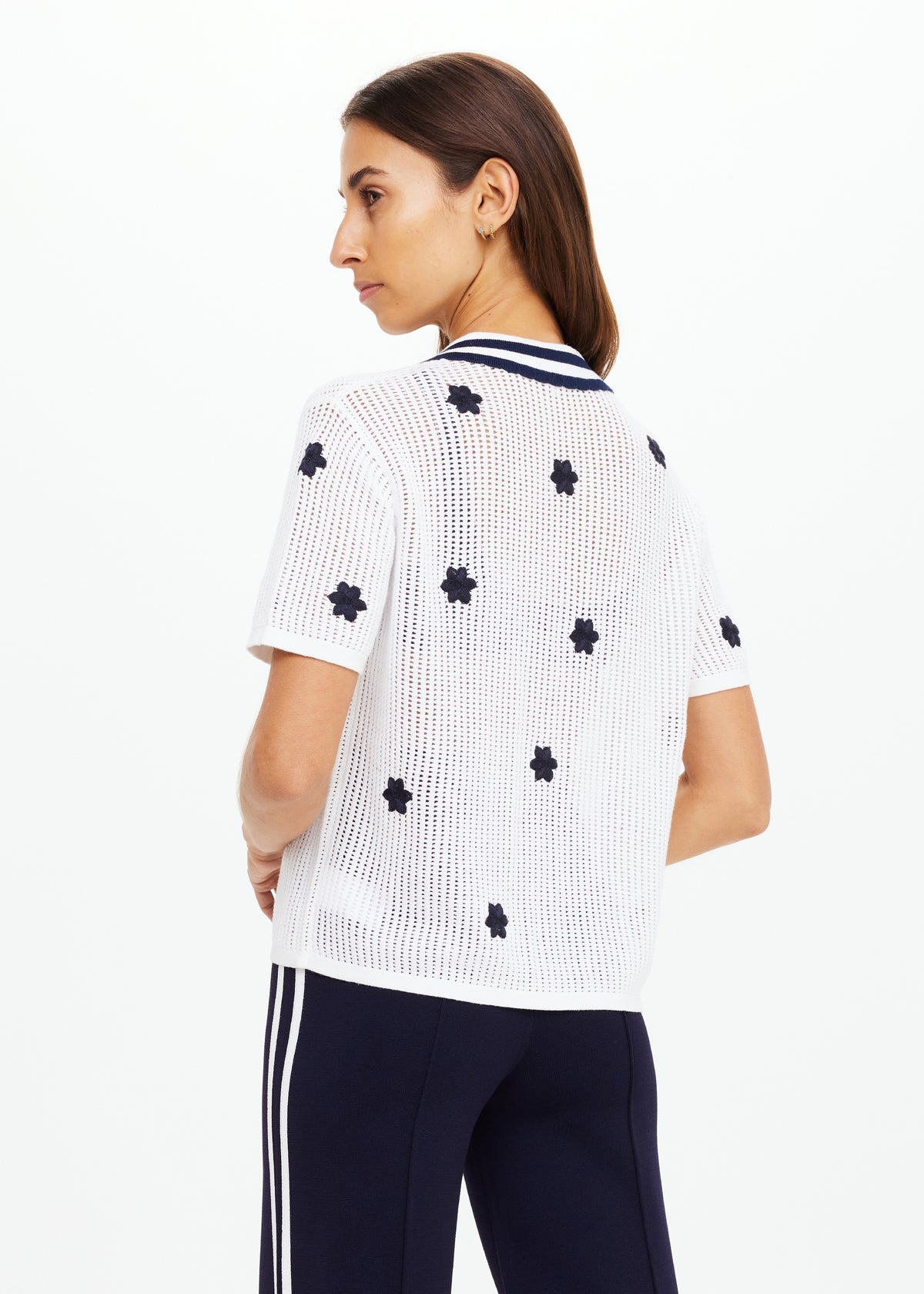 https://cdn11.bigcommerce.com/s-8eosbn3nrb/images/stencil/original/products/4728/26459/USW126024_WHITE_04__41544.1766131561.jpg?c=1