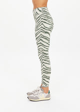 Versatile Reversible 25-Inch High-Rise Midi Pant Green Marle Performance Leggings