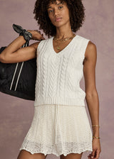 Women's Espada Hermina Creme Organic Cotton Chunky Cable Knit V-Neck Vest