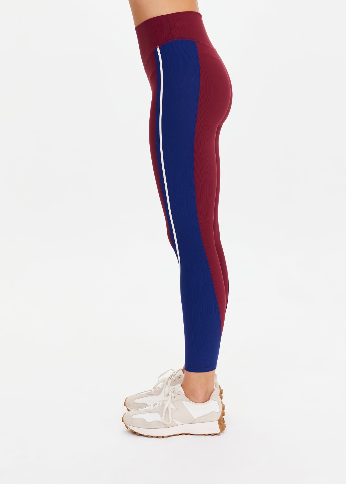 ADESA 25IN HIGH MIDI LEGGING| سروال ضيق ADESA - Maison Clad