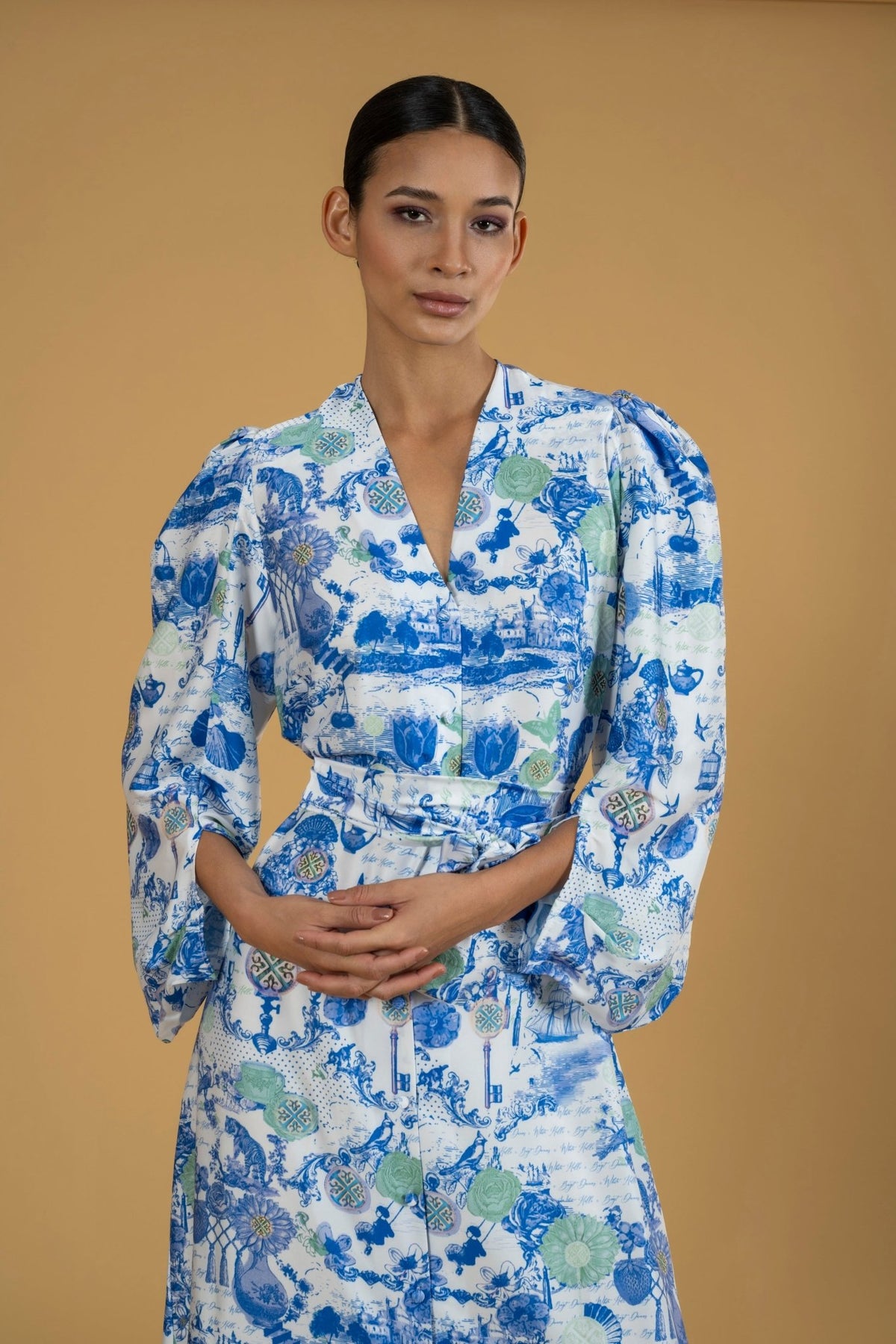 Curtia Lace Dress l |فستان Curtia Lace - Maison Clad