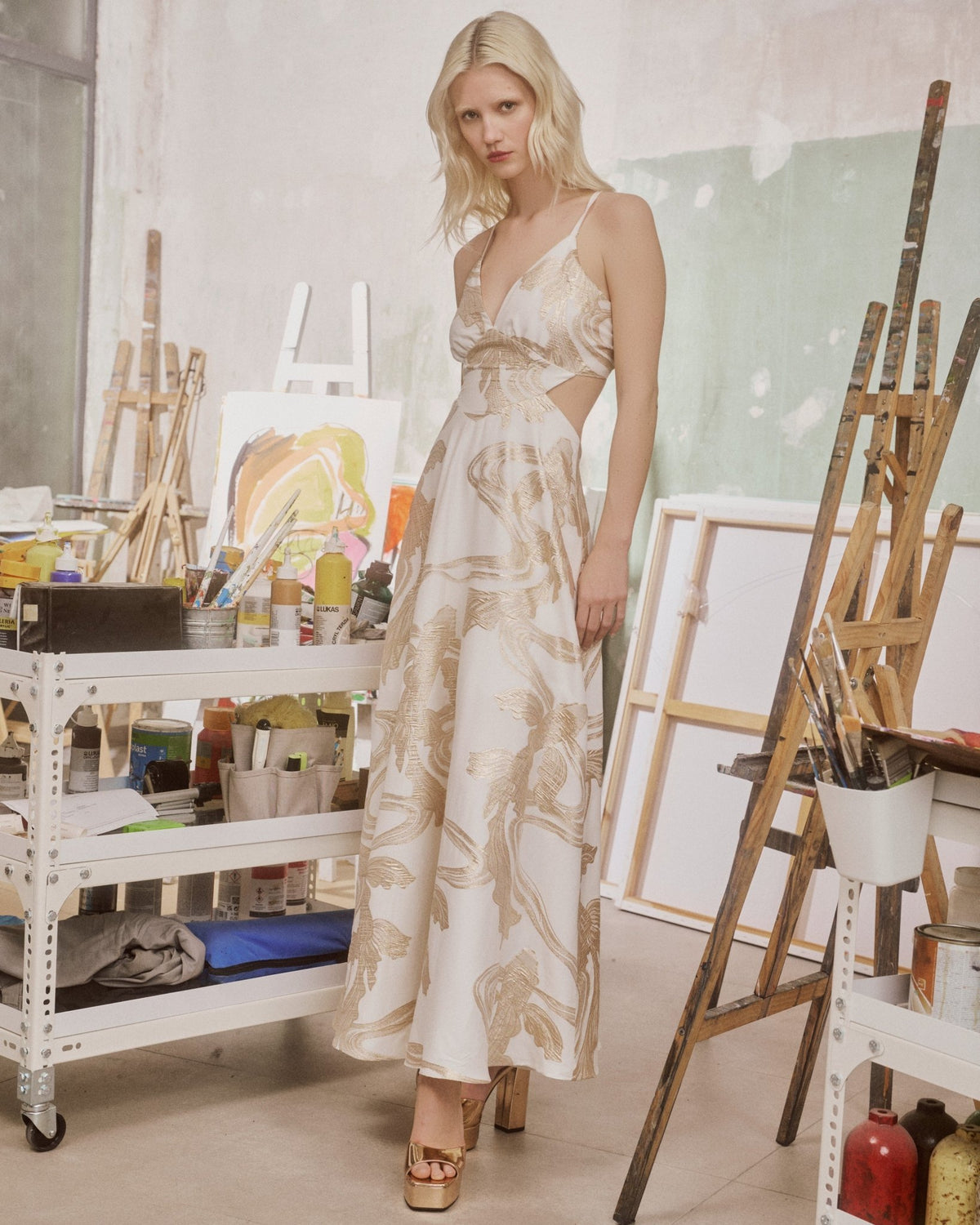 Cut Out Thessala Off White Callisto| فستان نسائي - Maison Clad