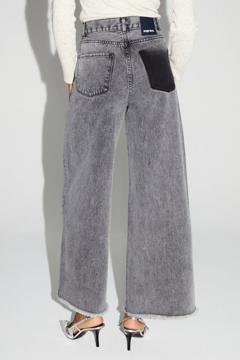Imprevu Swiggy Grey Wide-Leg Palazzo Denim Jeans: High-Waist, Fringed Hem