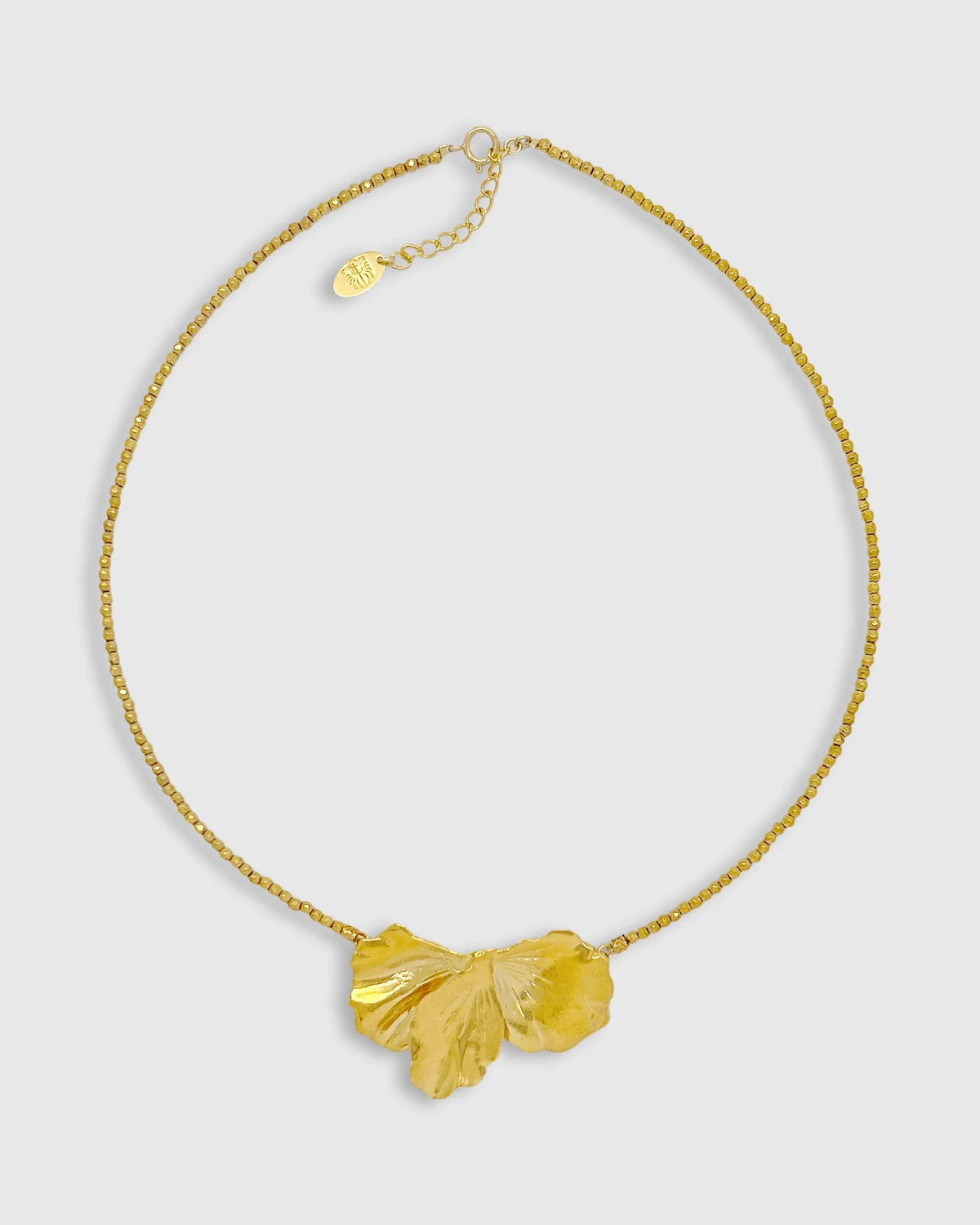 Necklace Karyes | قلادة