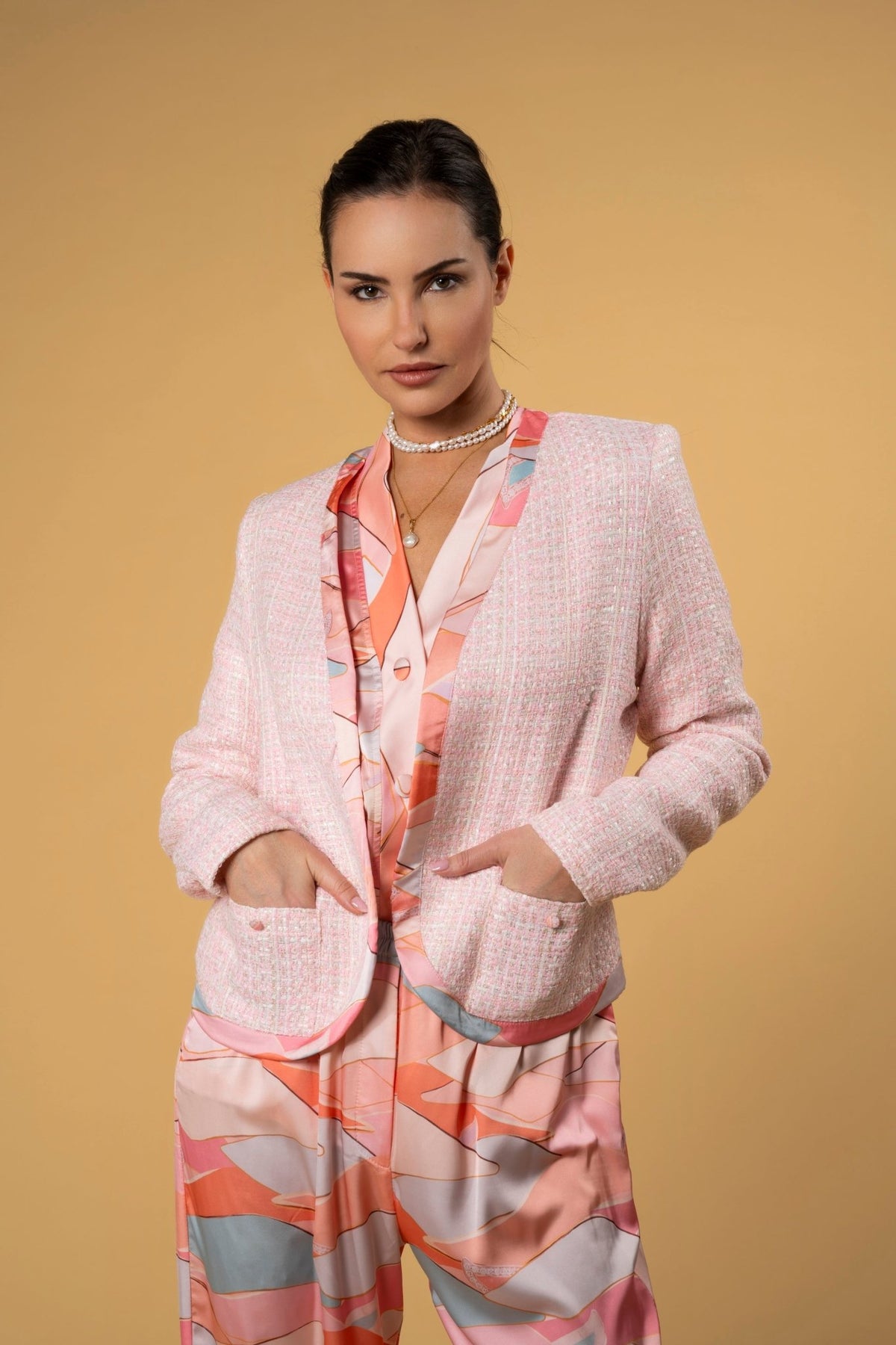 Jacket Tweed Alif Pink |سترة Tweed Alif Pink - Maison Clad