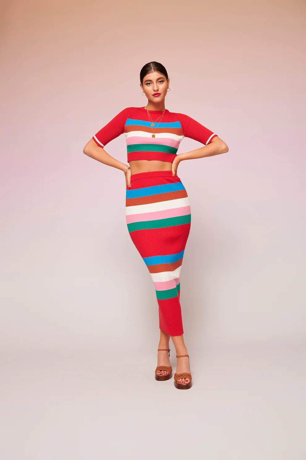 Lora Knitted Top Red | قميص نسائي - Maison Clad