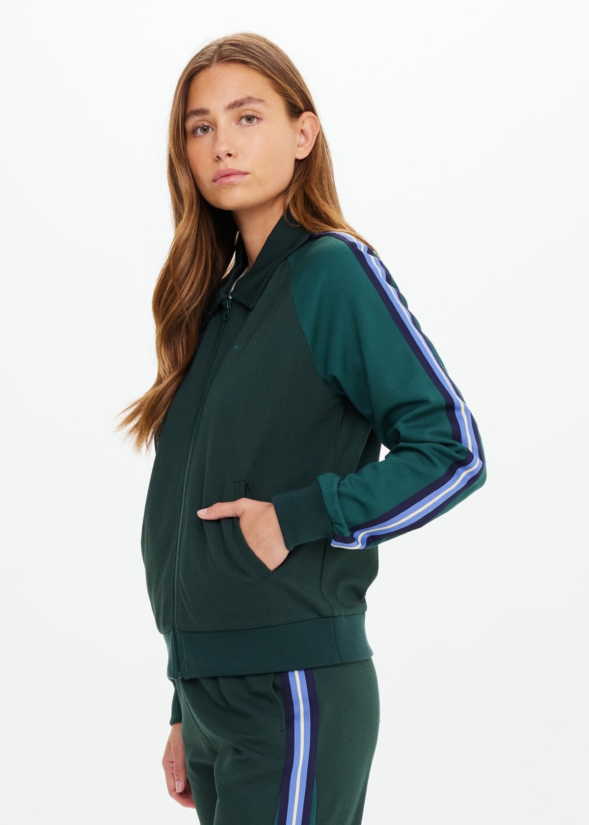 MANEKI PARI ZIP JACKET | بلوزة نسائية Maneki - Maison Clad