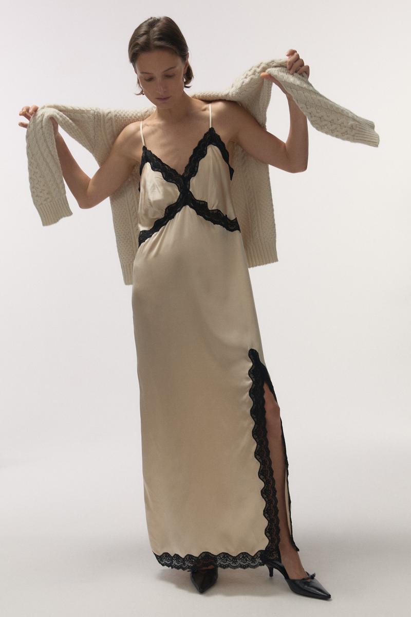 Mist Slip Dress | فستان النوم - Maison Clad
