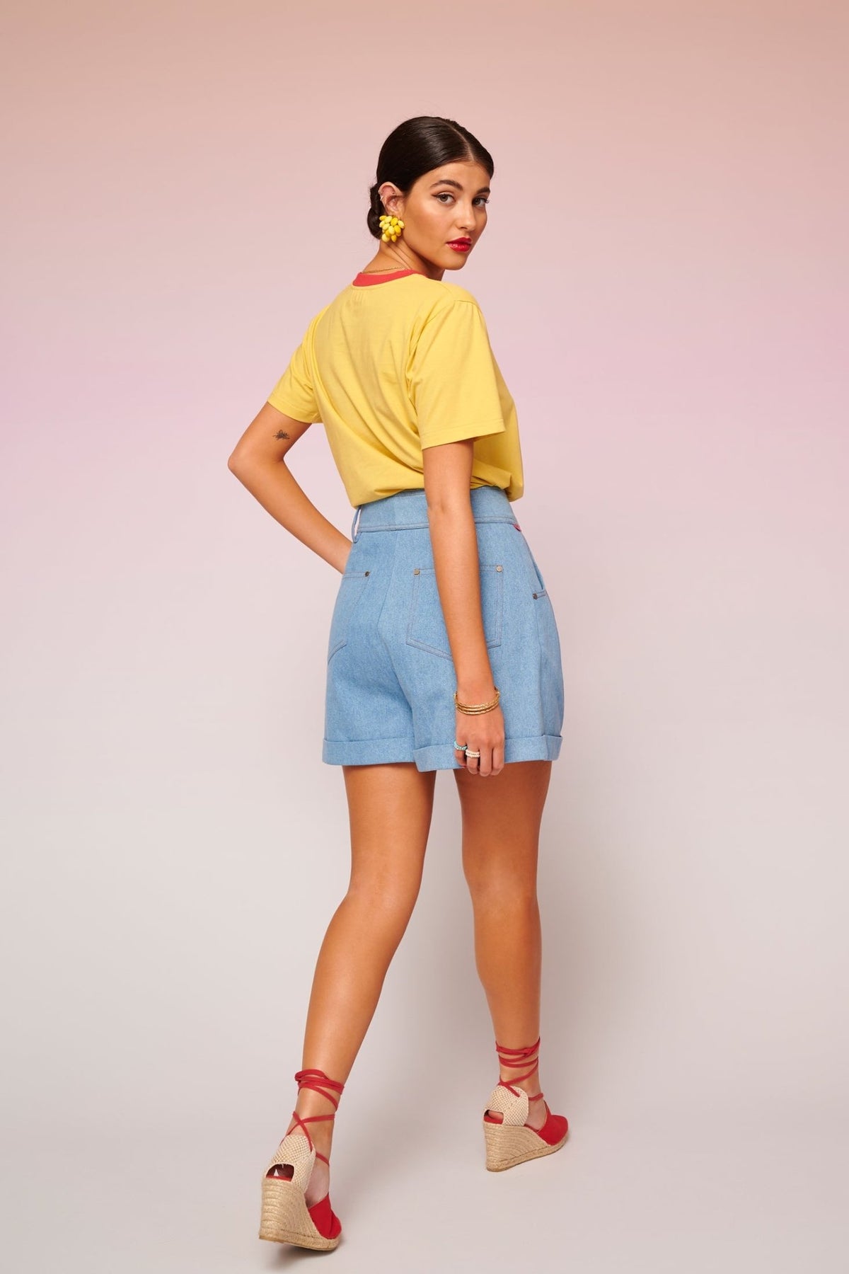 Monica Tee | بلوزة نسائية - Maison Clad