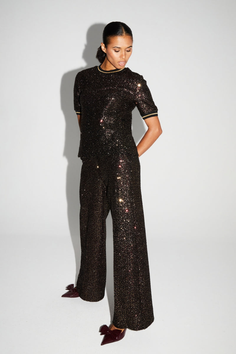 Luxurious Italian-Made Bordeaux Gold Sequin Wide-Leg Trousers for Elegant Evenings