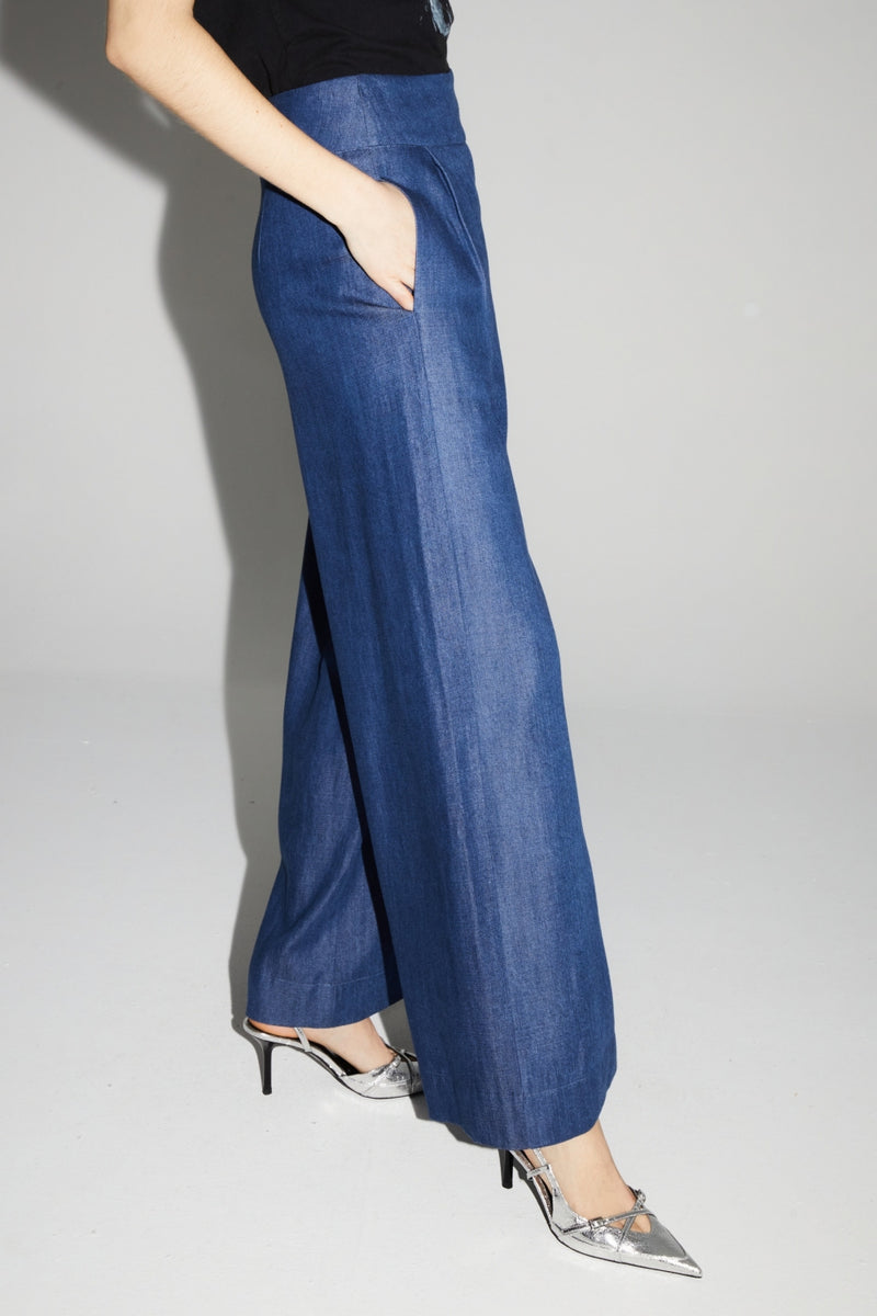 Imprevu Ada Blue Lyocell Fluid Wide-Leg Trousers: Italian Crafted Comfort