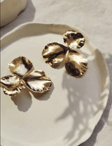 Pensee Large Earrings Yellow Gold | حلق نسائي - Maison Clad