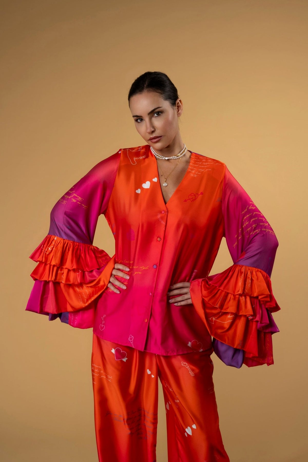 Shirt Castagnette 3 Ruffles Love Letter| بلوزة نسائية Castagnette 3 Ruffles Love Letter - Maison Clad