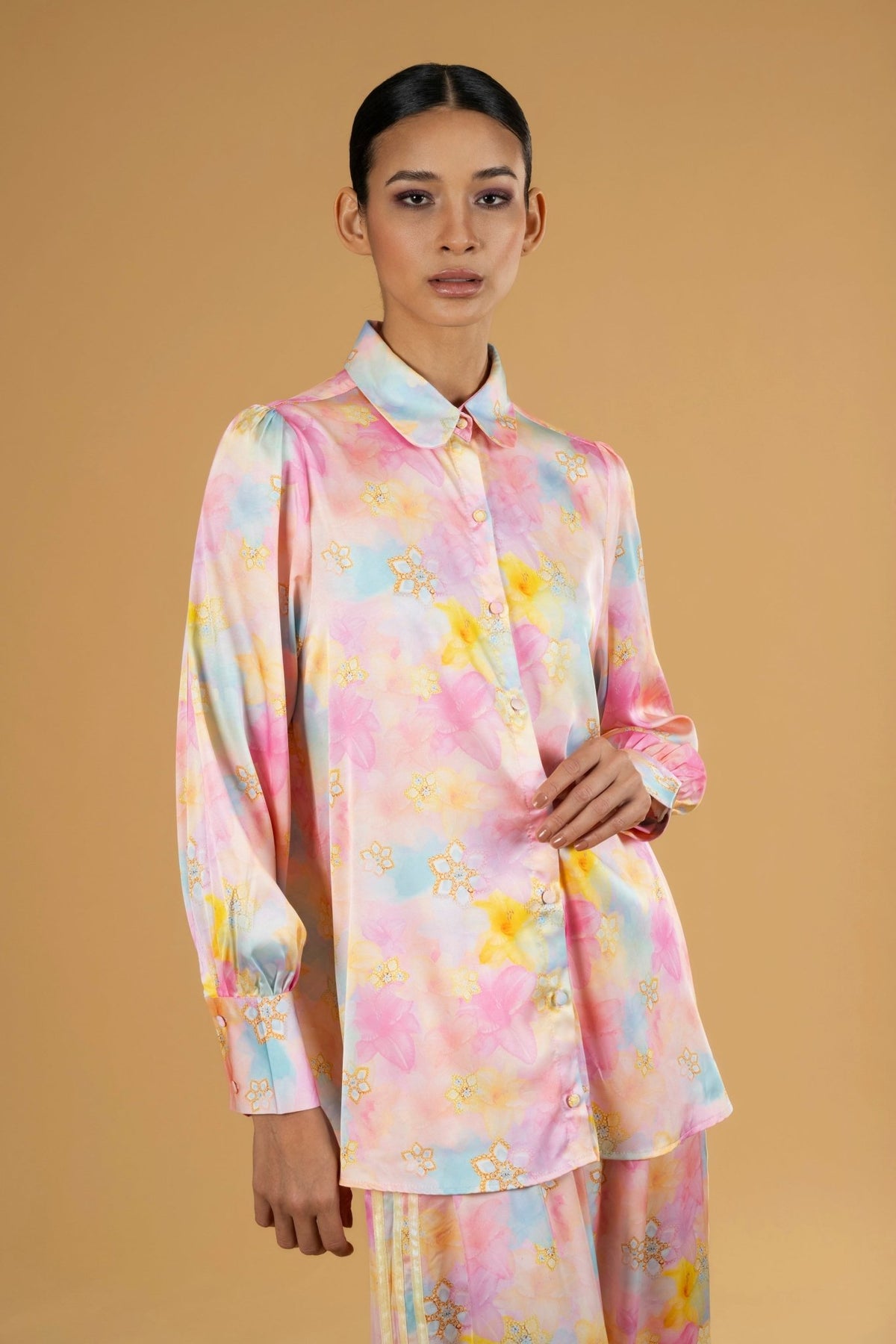 Shirt Lola Stella D'oro | بلوزة نسائية Lola Stella D'Oro - Maison Clad