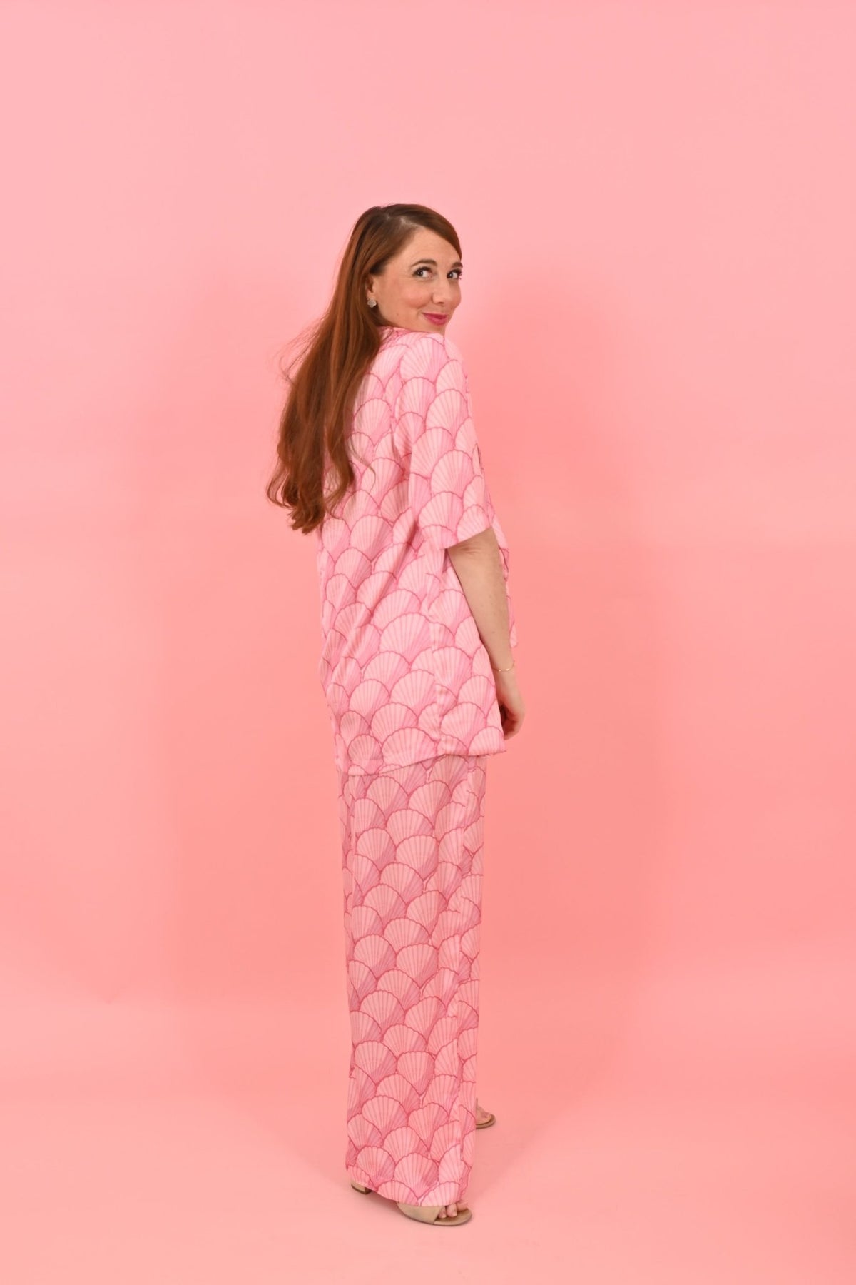 Short Sleeves Cleo Jackets Pink Shell | بلوزة نسائية - Maison Clad