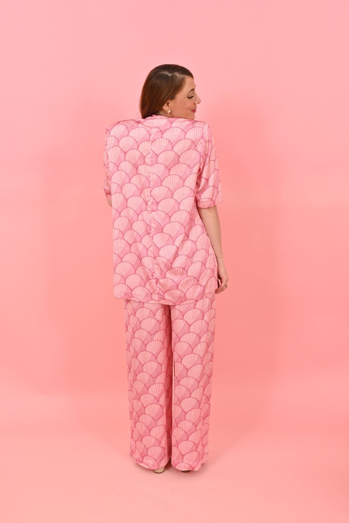 Short Sleeves Cleo Jackets Pink Shell | بلوزة نسائية - Maison Clad