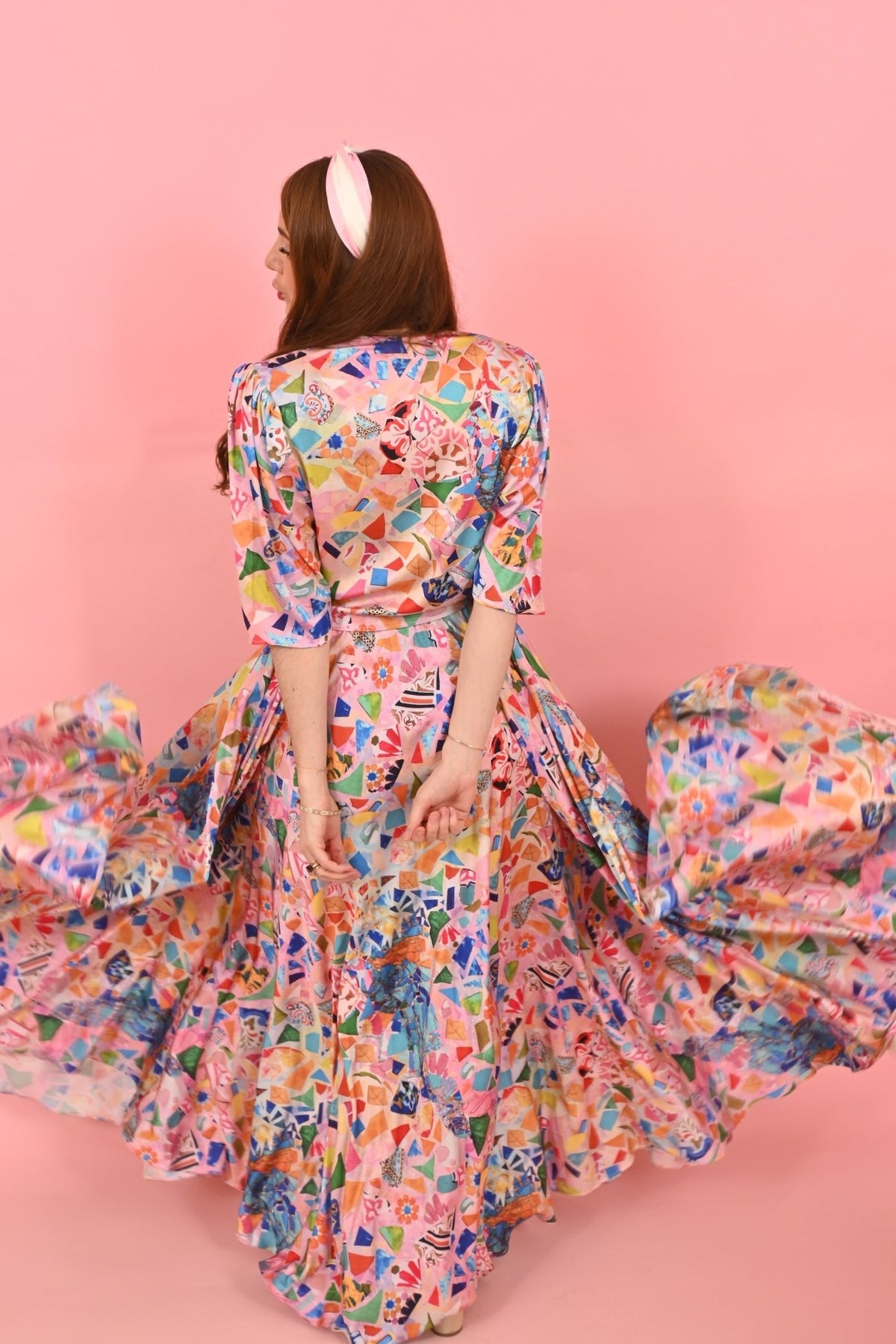 Skirt Karl Mosaics an Afternoon in Barcelona | تنورة - Maison Clad