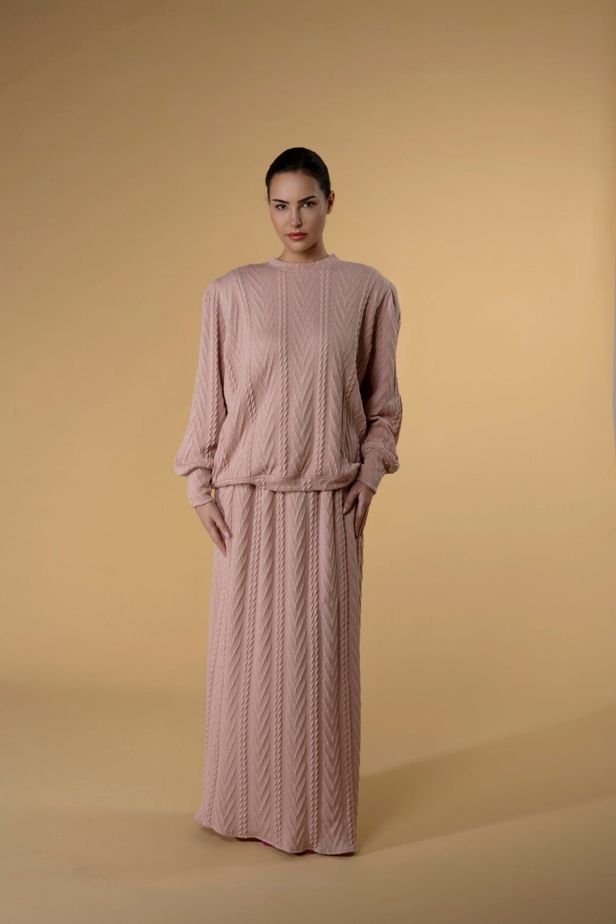 Skirt Slitty Knit Pink Blush |تنورة Slitty Pink Blush - Maison Clad