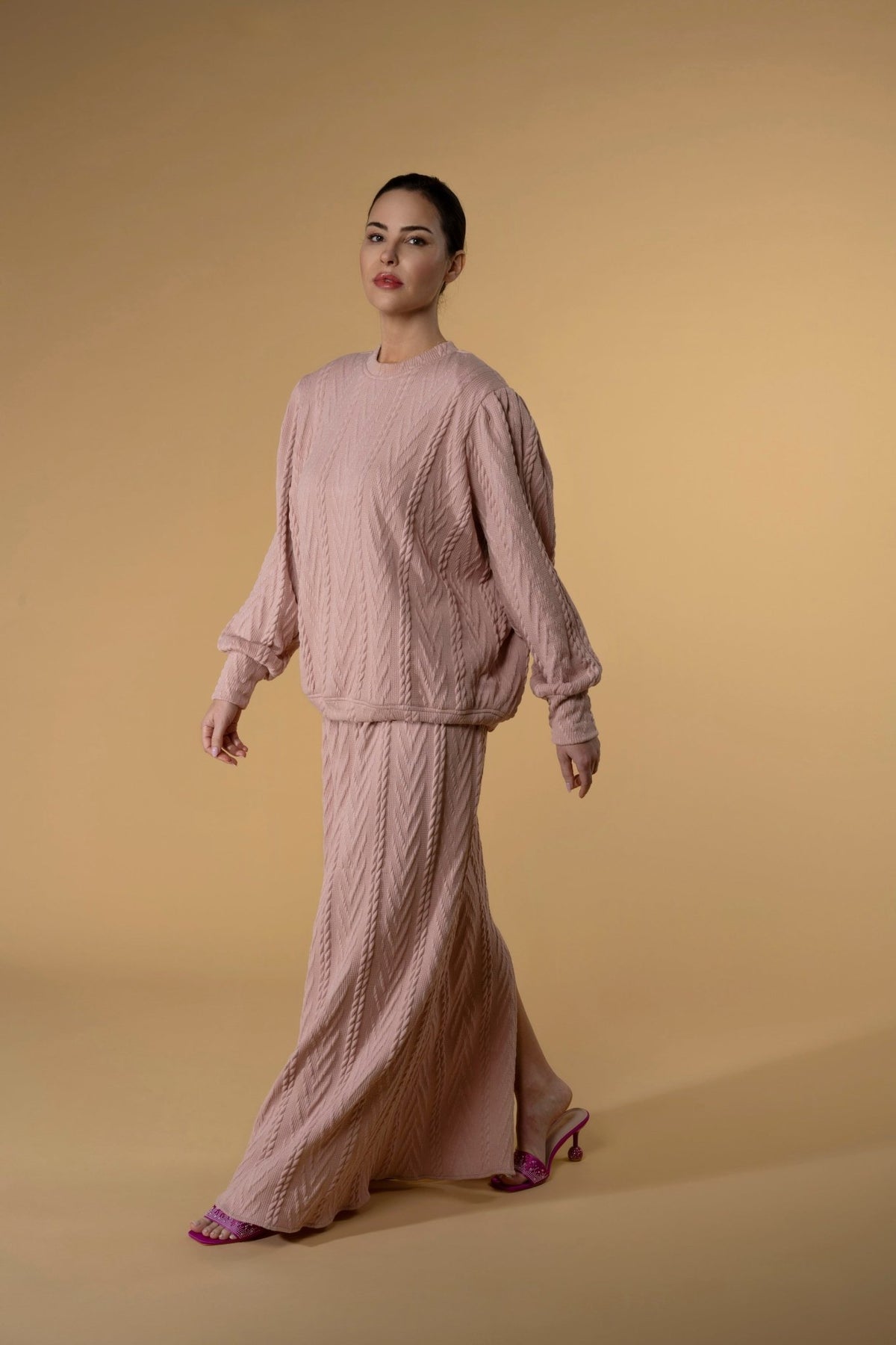 Skirt Slitty Knit Pink Blush |تنورة Slitty Pink Blush - Maison Clad