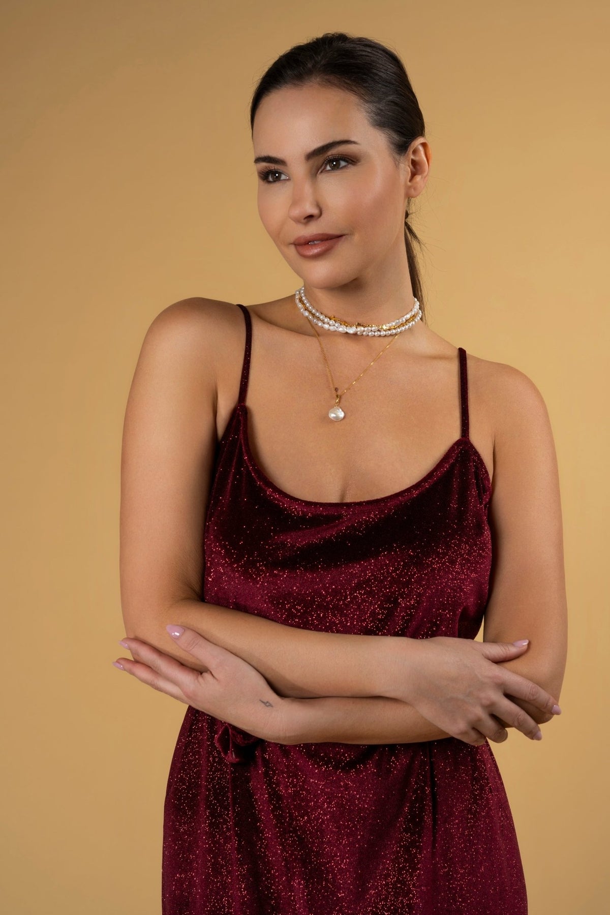 Straps Dress Dalvina Shimmers Velvet |فستان Dalvina Shimmers Velvet - Maison Clad