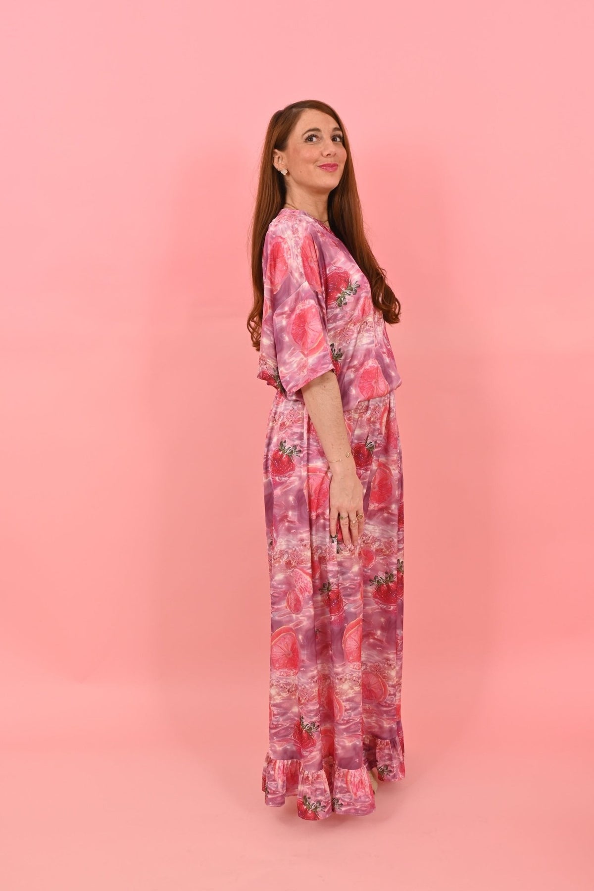 Tee Shirt Yummy Strawberry Pink | بلوزة نسائية - Maison Clad