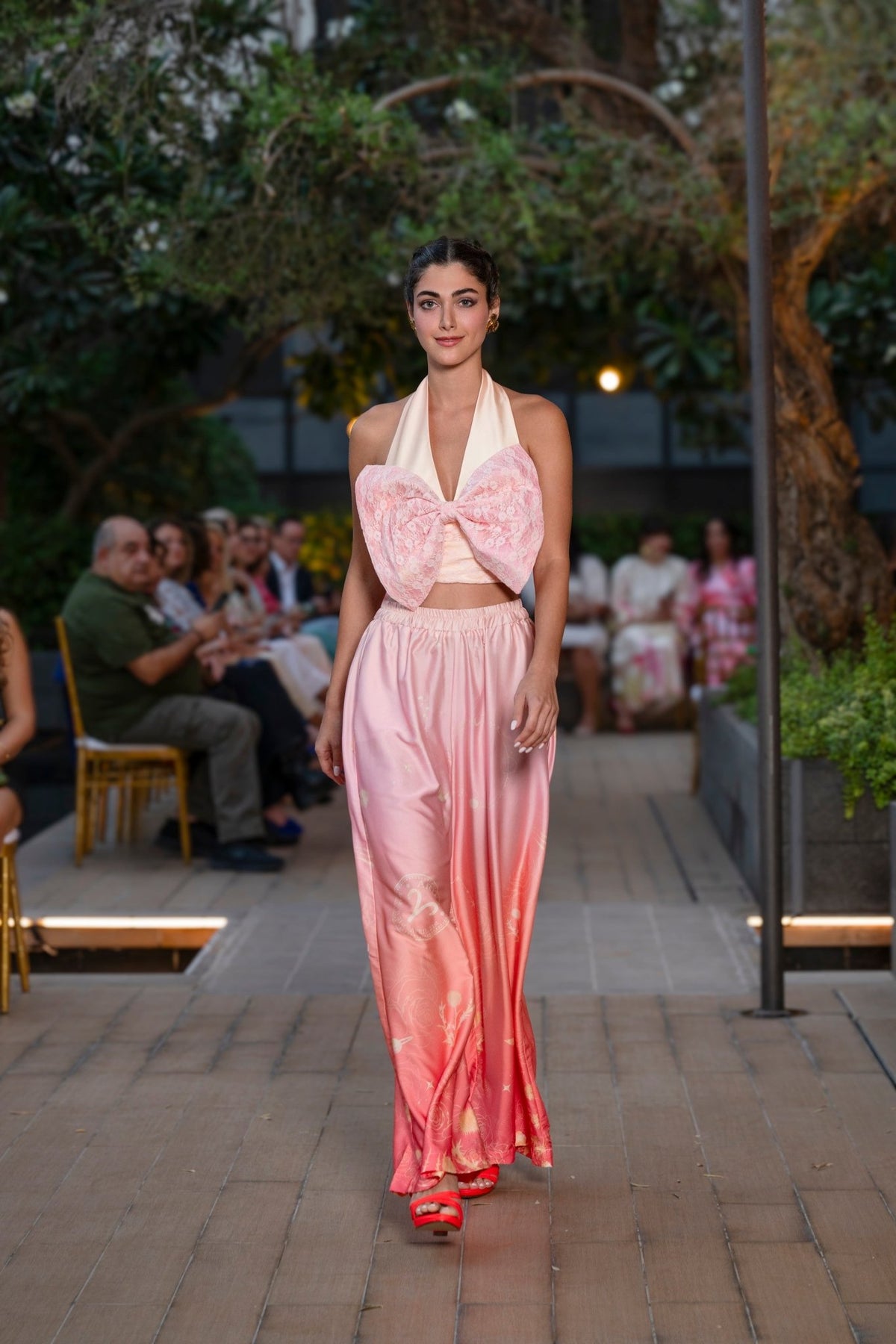 Top Fly me Atrology |بلوزة Top Fly me - Maison Clad