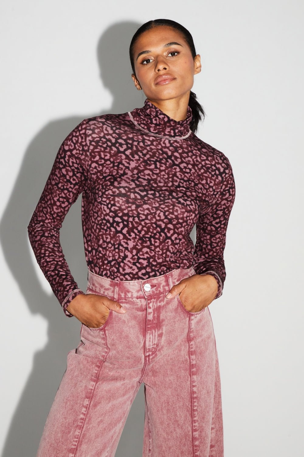 Trouser Denim Swiggy Palazzo Burgundy |سروال Denim Palazzo Burgundy - Maison Clad